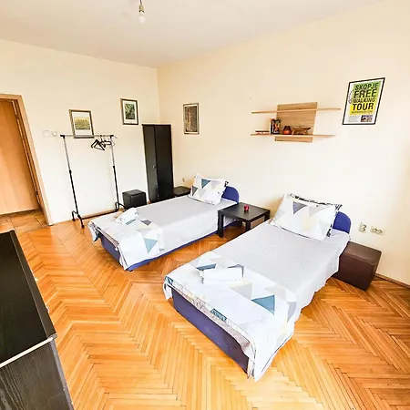 Apartment The 2